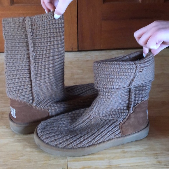 vintage caramel knit ugg boot; size 10 - Picture 1 of 6